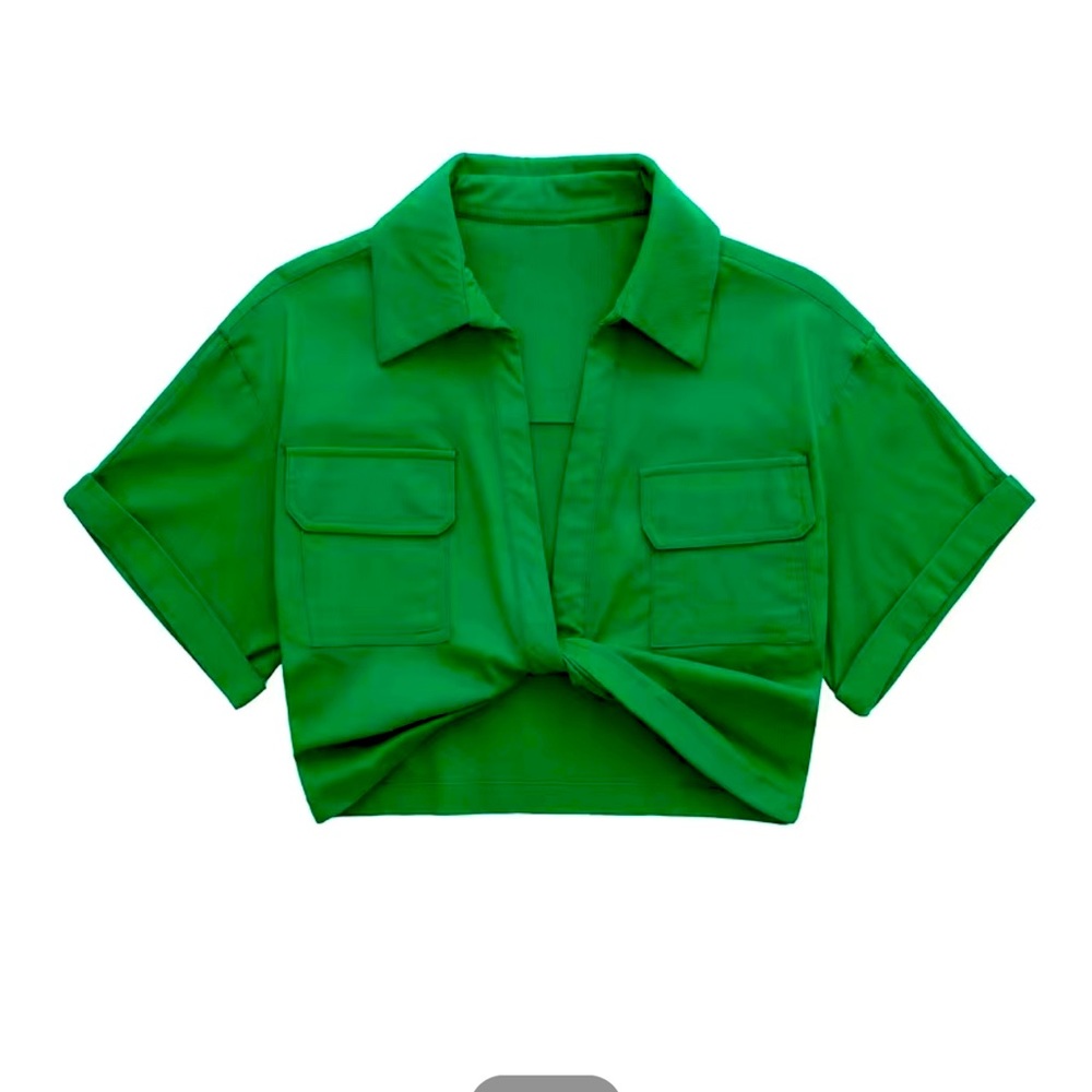Camisa verde nueva